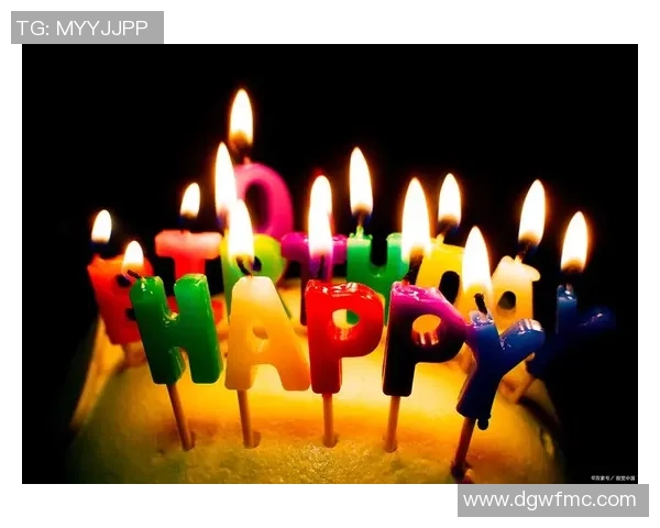 足球明星们齐聚一堂为好友庆祝生日快乐传递温暖祝福与精彩瞬间 足球明星们齐聚一堂为好友庆祝生日快乐传递温暖祝福与精彩瞬间