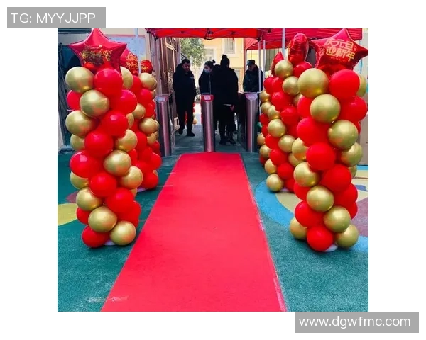 足球明星们欢聚一堂共庆新年高清照片分享展现团圆喜悦气氛 足球明星们欢聚一堂共庆新年高清照片分享展现团圆喜悦气氛